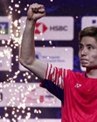 2026世界杯下注-羽毛球世锦赛｜硬仗场场逆转，首夺大赛冠军，石宇奇如今是打不碎的“石头”